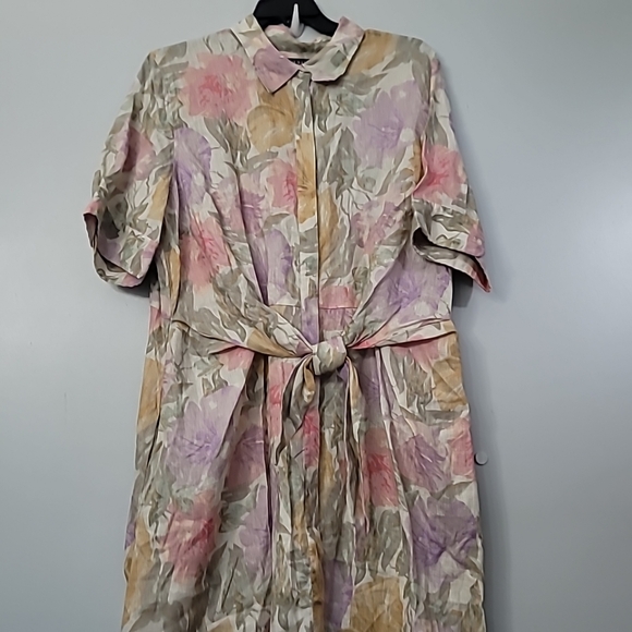 Lauren Ralph Lauren Floral Tie-Front Linen Shirt Dress - Picture 7 of 10